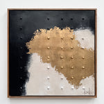 Cargar imagen en el visor de la Galería, Cuadro Decorativo Drif I en alto relieve abstracto negro y dorado con marco de madera sólida.