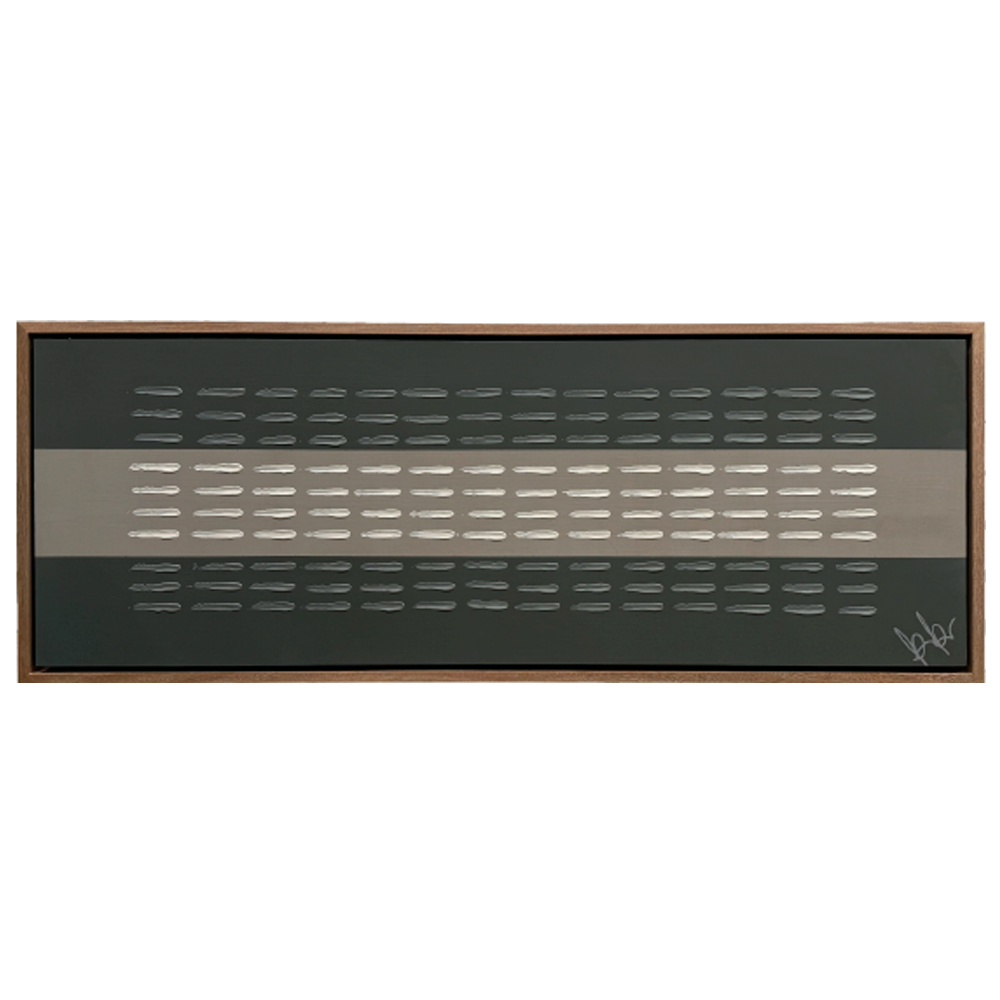 Cuadro horizontal Hilván II con diseño abstracto en relieve, tonos gris y negro, enmarcado en madera.