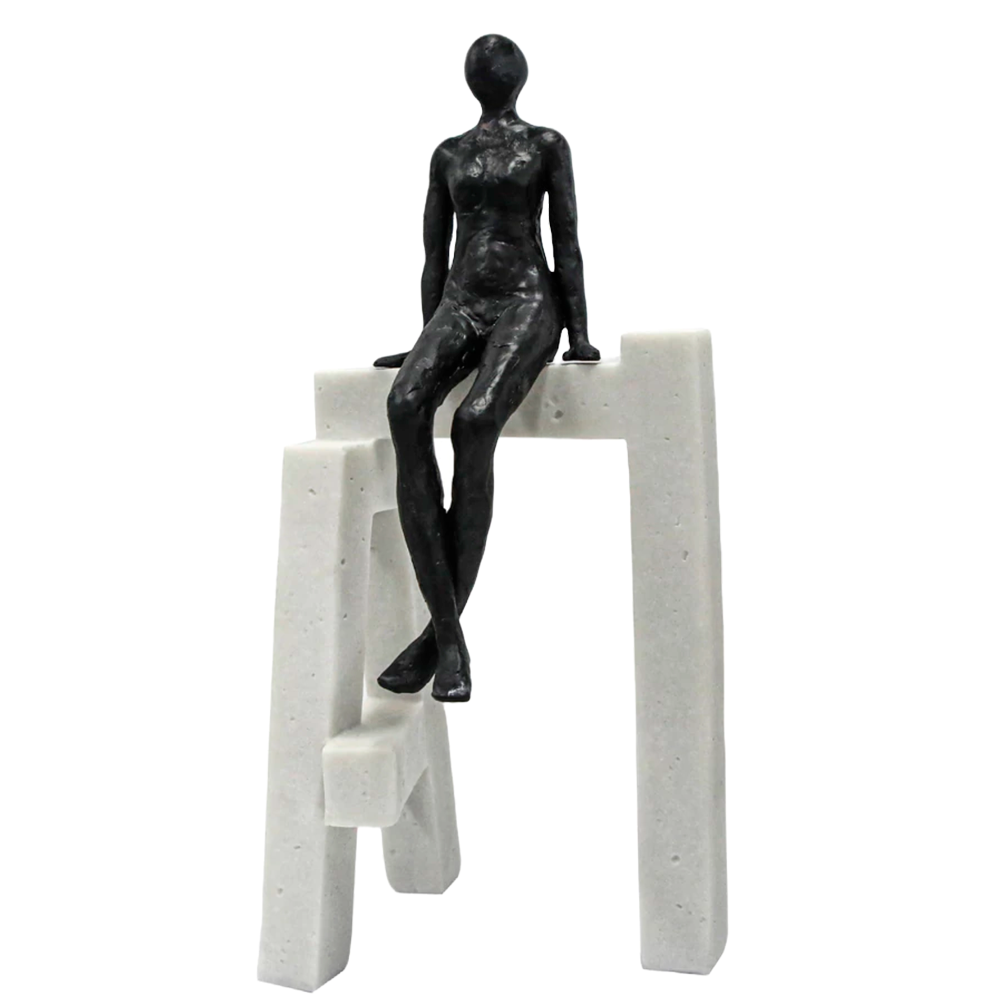Escultura hombre sentado en base I