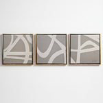 Cargar imagen en el visor de la Galería, Set Arenal 3 cuadros decorativos 80 x 80 marco hoja de oro con arte abstracto texturizado en pared.