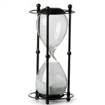 Cargar imagen en el visor de la Galería, Reloj de arena decorativo Atria en cristal y metal negro con arena blanca.