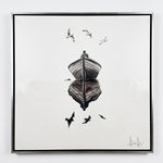 Cargar imagen en el visor de la Galería, Cuadro Altamar en lienzo 140 x 140 cm con marco hoja de plata, barca y gaviotas en blanco y negro.